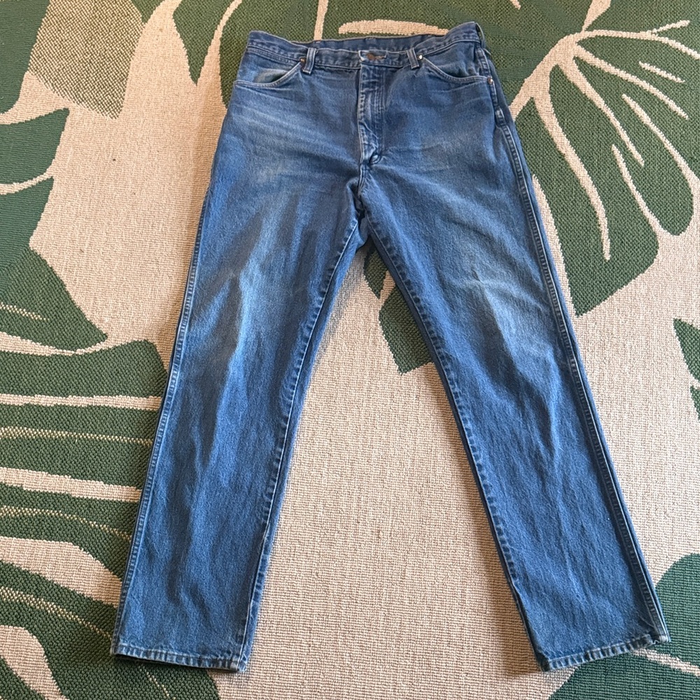 Vintage Wrangler distressed Straight Blue Jeans 36 x 34
